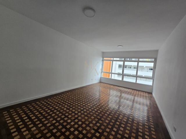 #880 - Apartamento para Venda em Santos - SP - 1