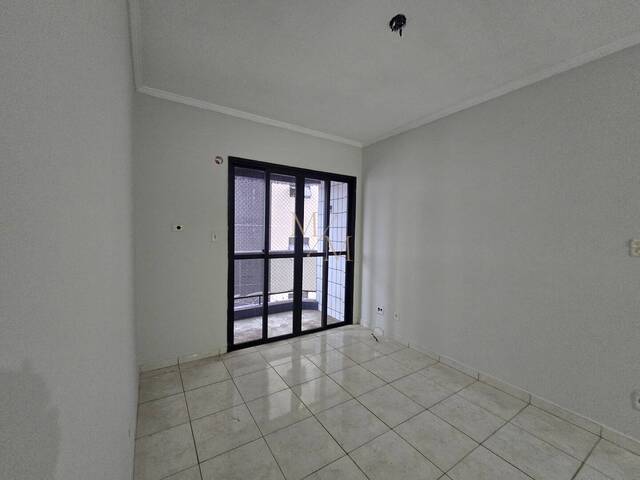 #915 - Apartamento para Venda em Santos - SP - 3