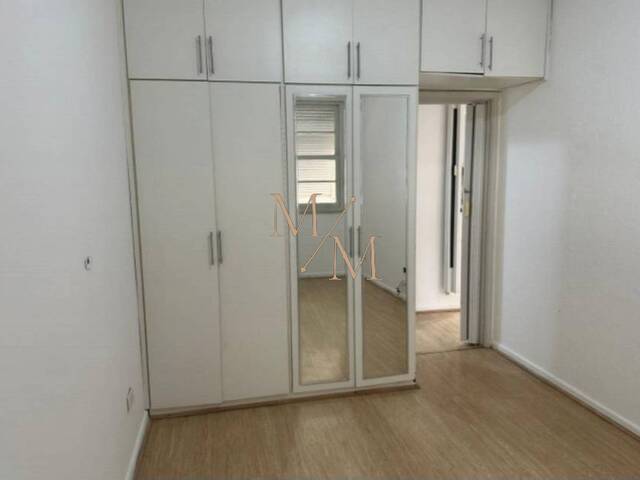 Apartamento para Venda em Santos - 4